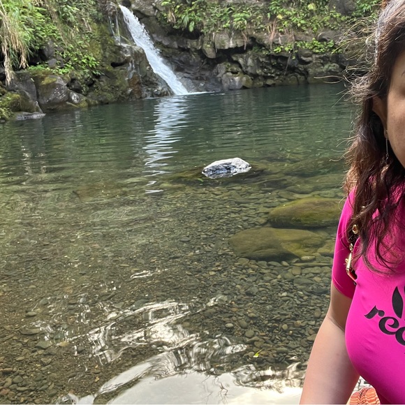 REEF Rashguard Hot Pink Bow Tie Up Ruched Swim Top Shirt UPF 50 Water Sport Suit - Picture 8 of 11